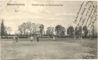 1912 Marosvásárhely, Targu Mures; Labdarúgó (foci) pálya az Erzsébet ligetben, meccs / Football field in the park during match  (EK)