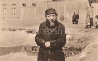 Lengyel zsidó férfi valószínűleg Galíciából. Judaika / Polish Jewish man probably from Galicia. Judaica