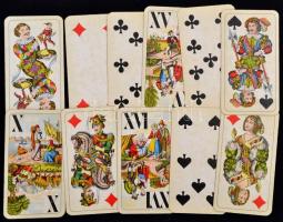 Kártya tétel, benne Piatnik 54 lapos tarokk, erotikus francia kártya, stb., 5 pakli