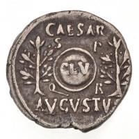 Római Birodalom / Hispánia (Colonia Caesarea Augusta?) / Augustus Kr. e. 19-18. Denár Ag (3,74g) T:2...