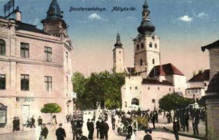 1916 Besztercebánya, Banská Bystrica; Mátyás tér templomokkal, piac, Teich Adolf üzlete / Market square with shops and churches
