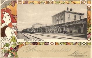 1901 Érsekújvár, Nové Zámky; vasútállomás gőzmozdonnyal. Szecessziós litho keret / Bahnhof / railway station with locomotive. Art Nouveau lady litho frame