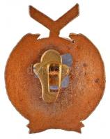 ~1900. "Könyves Kálmán Páholy jelvénye" zománcozott Br gomblyukjelvény. "AZ ELŐÍTÉLET...