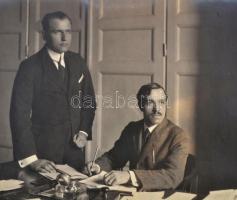 Nagyatádi Szabó István (1863-1924), Eskütt Lajos (1896-1957) és társaik fotókon, 4 db, valamint Eskü...