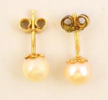 Arany (Au.) 14 K fülbevaló, tenyésztett gyönggyel, műanyag tokban, bruttó:1,5 g