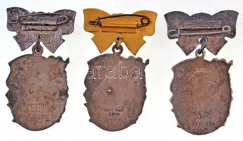 Szovjetunió 30db-os nagy kitüntetés tétel, mind különféle, közte sok érdekes darabbal! Közte az elfo...