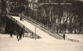 Nyitra, Nitra; Téli sport a ródli pályán szánkózókkal / winter sport, sleigh track. photo
