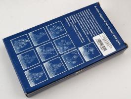 Fényképmedál tartó, fém, eredeti dobozában, m:15 cm