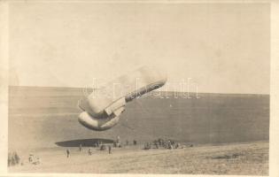 Első világháborús osztrák-magyar katonai felderítő léghajó / WWI K.u.K. military exploratory airship. photo (fl)
