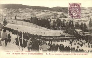 Le Sport dHiver a Gérardmer, la Foiule pendant le concours de stauts a Skis / Winter sport, skiing in Gérardmer. TCV card