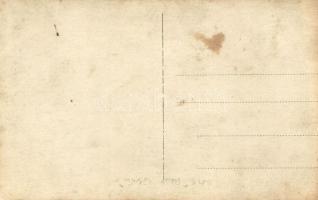 SMS Szent István Osztrák-Magyar Haditengerészet Tegetthoff-osztályú csatahajó, fedélzeti ágyúk kilöv...