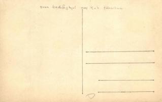 Első világháborús osztrák-magyar tábor. Orosz hadifoglyok várakoznak a vasútállomás / WWI K.u.k. mil...