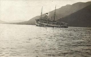1916 Spitalschiff / A Tirol kórházhajó aknára futása után / K.u.K. Kriegsmarine, hospital ship after hitting a shell, photo