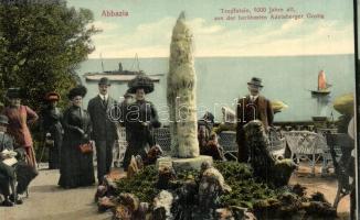 Abbazia, Opatija; Tropfstein aus der berühmten Adelsberger Grotte / stalactite statue
