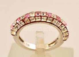 Ezüst(Ag) piros-fehér-rózsaszín köves gyűrű, jelzett, méret: 50, bruttó: 3,4 g