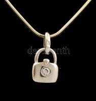 Ezüst(Ag) kígyó nyaklánc, köves lakat függővel, jelzett, h: 39,5 cm, bruttó: 5,3 g