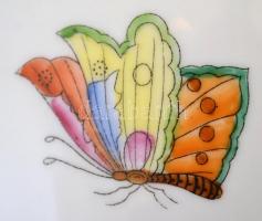 cca 1920 Herendi Viktória mintás díszváza, kézzel festett, jelzett (koronás), hibátlan, m: 36 cm /
...