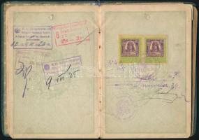 1923 A Magyar Királyság által kiadott fényképes útlevél, bejegyzésekkel, pecsétekkel / Hungarian pas...