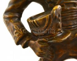 Ábrán Zoltán (1906-1986): Huszár. Patinázott bronz, jelzett, márvány talapzaton, m:43 cm (talpazat n...
