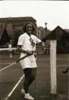 Vegyes témájú fotónegatívok (szobabelső, tenisz, katonai, stb.), 25 db, 6x6 és 6x9 cm