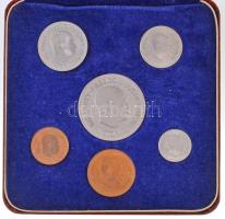 Sierra Leone 1964. 1/2c-1L (6xklf) forgalmi sor dísztokban T:1 (eredetileg PP) patina Sierra Leone 1964. 1/2 Cent - 1 Leone (6xklf) coin set in case C:UNC (originally PP) patina