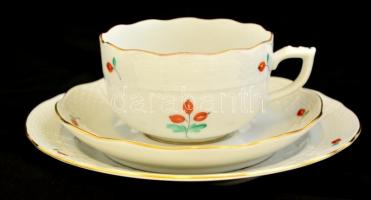 Herendi csipkebogyó mintás teás csésze és alj (6db), apró  süteményes készlet ( 7db), kopott aranyoz...