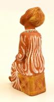 Kovács Margit (1902-1977): Széken ülő kislány. Terrakotta, engobe díszítéssel, jelzett, hibátlan, m:...