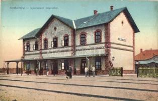 Komárom, Komárno; Újkomáromi pályaudvar, vasútállomás, vasutasok / railway station, railwaymen