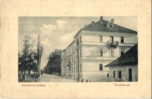 Stubnyafürdő, Túróchévíz, Stubnianske Teplice, Turcianske Teplice; Erzsébet lak. W. L. Bp. 4863. Kiadja Kohn Edéné / villa (r)