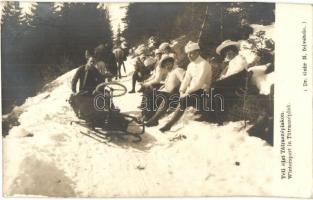 1918 Tátraszéplak, Weszterheim, Tatranska Polianka; Téli élet, kormányozható bob, szánkó. Dr. Guhr M. felvétele / winter sport, bob, sleigh. photo