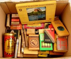 Óriási cigarettagyűjtemény. 800 doboz bontatlan cigarettásdoboz. Mind különböző. Az 1960-as évektől....