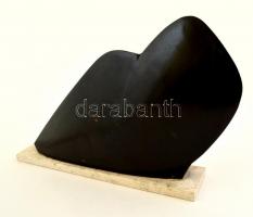 Jelzés nélkül: Hasadó formák. Mázas kerámia, márvány talapzaton, 31×46 cm