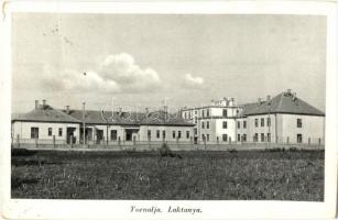 Tornalja, Tornala; Laktanya / military barracks (fa)