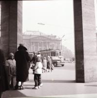 cca 1965 Villamosok Budapesten, 3 db szabadon felhasználható, vintage negatív, + 6 db vintage fénykép, (a negatívok és a papírképek között nincs összefüggés), 6x6 cm és 13x18 cm között