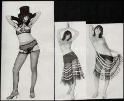 cca 1972 Végül mindent levetett, 7 db vintage fotó, 24x13 cm és 17,5x7 cm között