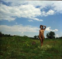 cca 1988 Menesdorfer Lajos (1941-2005) budapesti fotóművész felvételei, 9 db vintage negatív, 6x6 cm