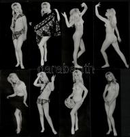 cca 1968 Tupírka ruhában és anélkül, szolidan erotikus felvételek, 7 db vintage fotó, 15x6 cm és 15x7,5 cm között
