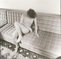 cca 1987 Menesdorfer Lajos (1941-2005) budapesti fotóművész felvételei, 9 db vintage negatív, 6x6 cm