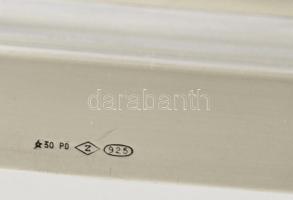 Ezüst(Ag) hosszúkás ovális tálca, jelzett (Luciano Franz), 29,5×10 cm, nettó: 176,5 g