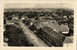 6 db főleg modern magyar városképes lap (Tótkomlós, Tata, Budapest) / 6 mainly modern Hungarian town...