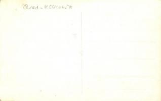 Arad, Hegyaljai motoros vasútállomás, vasutas, hölgyek / railway station, train, railwayman with lad...