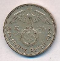 Német Harmadik Birodalom 1937A 5M Ag "Hindenburg" T:2 patina
German Third Reich 1937A 5 M...