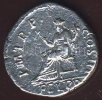 Római Császárság Hadrianus 117-138. Denar Ag T:3+