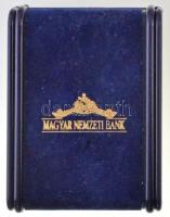 2000. 2000Ft Ag "Lórántffy Zsuzsanna / Sárospatak" (2xklf) eredeti MNB dísztokban, tanúsít...