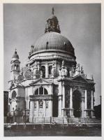 Pogány Frigyes: Velence. Bp., 1979, Corvina. Kiadói egészvászon-kötés, kiadói szakadozott papír védő...