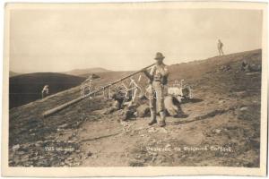 50 db régi felvidéki folklór képeslap, népviselet. Fényképezte Karel Plicka / 50 pre-1945 Slovakian ...