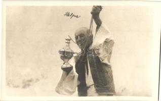 35 db régi felvidéki, szlovák folklór képeslap, népviselet. Fényképezte Karel Plicka / 35 pre-1945 S...