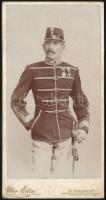 cca 1895 Huszársági vezérőrnagy egyenruhában, keményhátú fotó Uher Ödön műterméből, 16×8,5 cm