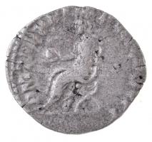 Római Birodalom / Róma / Commodus 186. Denár Ag (2,77g) T:2-
Roman Empire / Rome / Commodus 186. De...