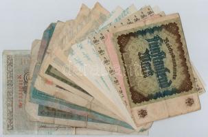 14db-os vegyes külföldi bankjegy, sorsjegy, élelmiszerjegy tétel T:vegyes